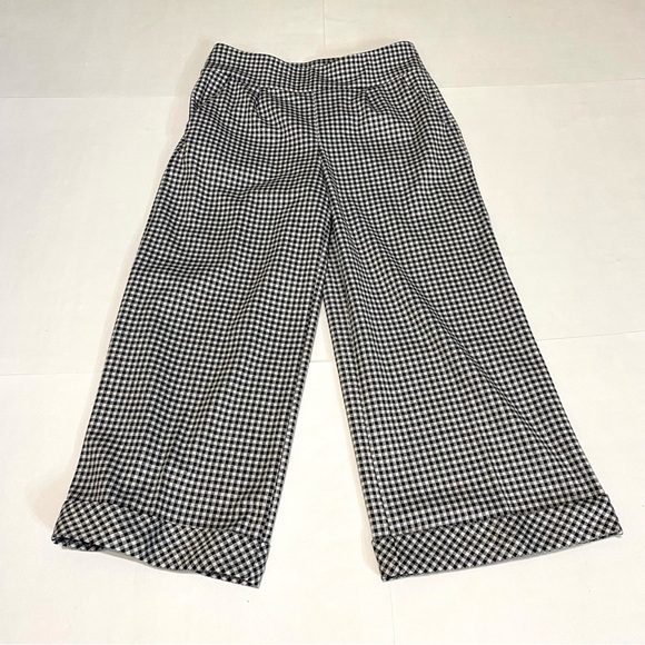 C Est. 1946 Pants - 47. C Est. 1946 Black and White Checkered Women's Capris